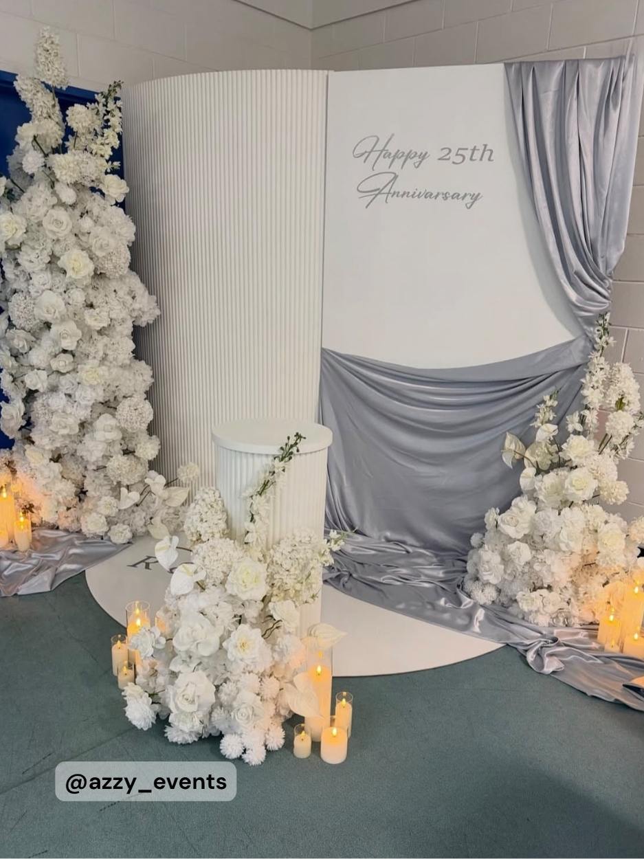 Timeless Romance: Satin Deluxe & White Florals