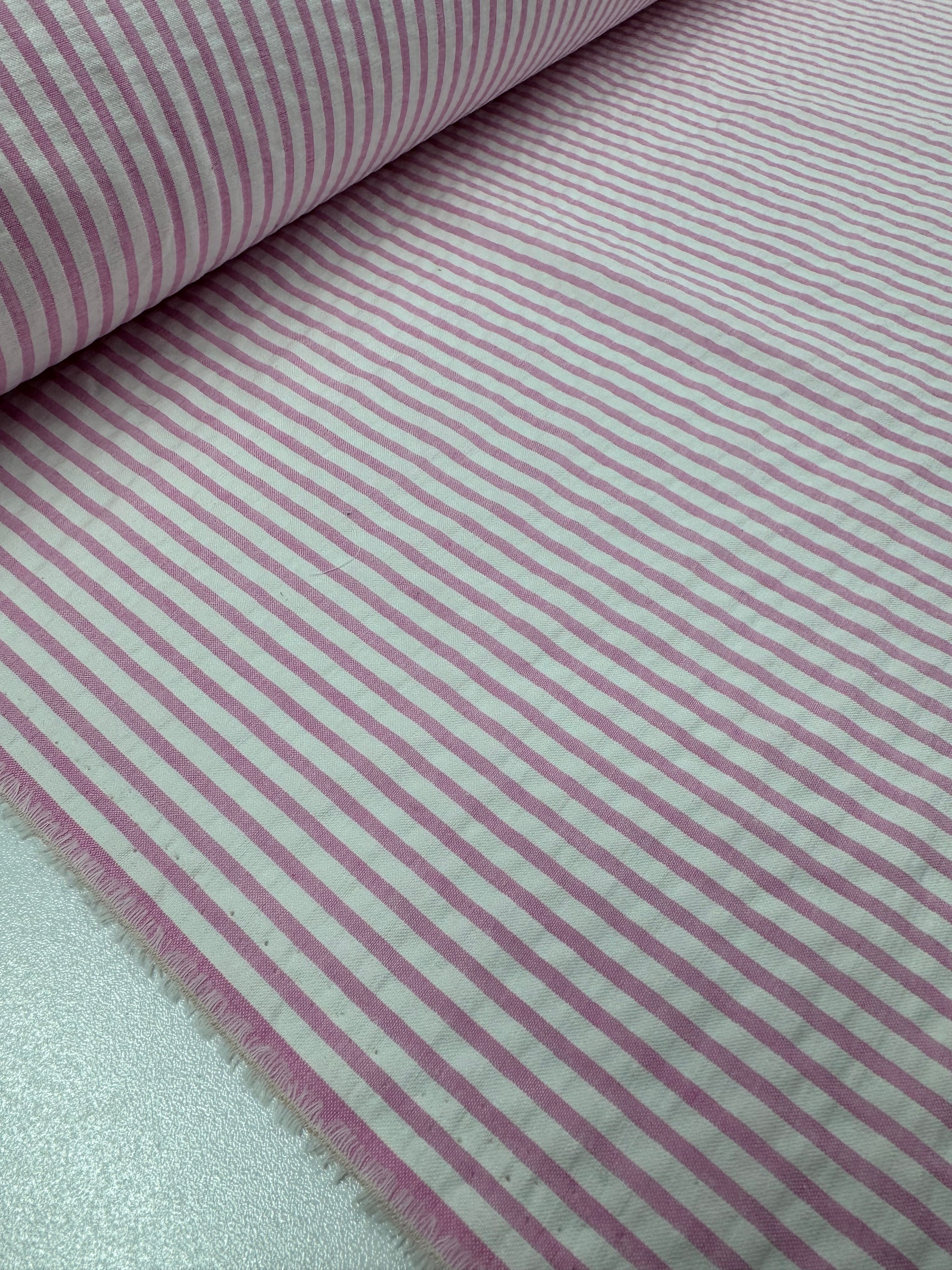 Cotton Seersucker - Pink/Ivory - 145cm